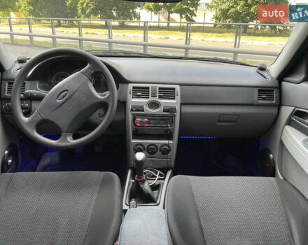 Синий ВАЗ 2170 Priora, объемом двигателя 1.6 л и пробегом 167 тыс. км за 3000 $, фото 16 на Automoto.ua