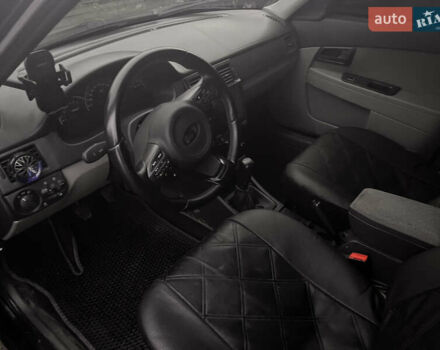 Синий ВАЗ 2170 Priora, объемом двигателя 1.6 л и пробегом 177 тыс. км за 3500 $, фото 4 на Automoto.ua