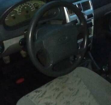 Зеленый ВАЗ 2170 Priora, объемом двигателя 1.6 л и пробегом 220 тыс. км за 1750 $, фото 5 на Automoto.ua