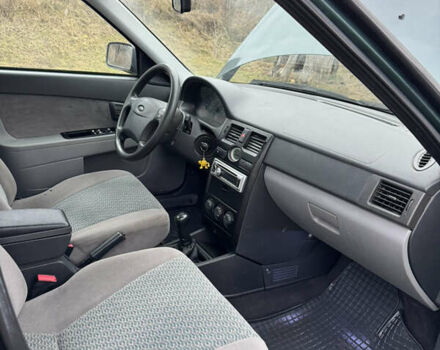 Зелений ВАЗ 2170 Priora, об'ємом двигуна 0 л та пробігом 84 тис. км за 2750 $, фото 4 на Automoto.ua