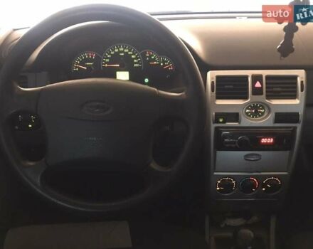 Зелений ВАЗ 2170 Priora, об'ємом двигуна 1.6 л та пробігом 145 тис. км за 2700 $, фото 2 на Automoto.ua