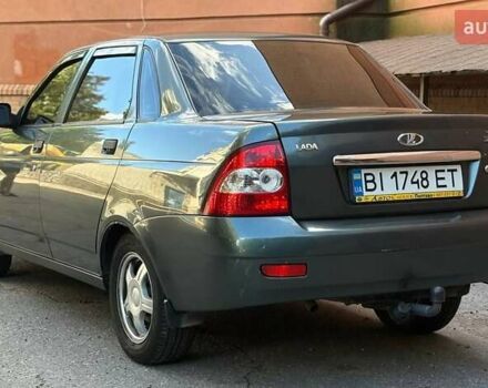 Зеленый ВАЗ 2170 Priora, объемом двигателя 1.6 л и пробегом 240 тыс. км за 2900 $, фото 4 на Automoto.ua