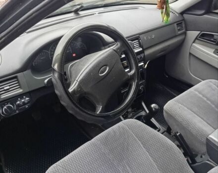 Зеленый ВАЗ 2170 Priora, объемом двигателя 1.6 л и пробегом 270 тыс. км за 2500 $, фото 1 на Automoto.ua