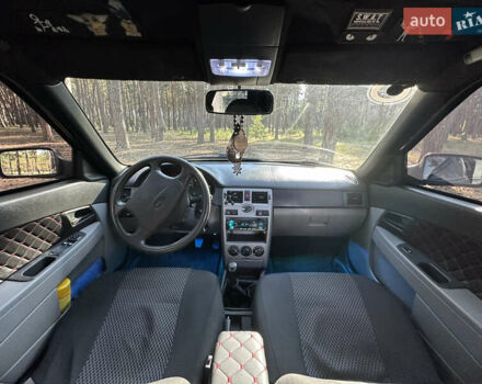Зеленый ВАЗ 2170 Priora, объемом двигателя 1.6 л и пробегом 136 тыс. км за 3500 $, фото 9 на Automoto.ua
