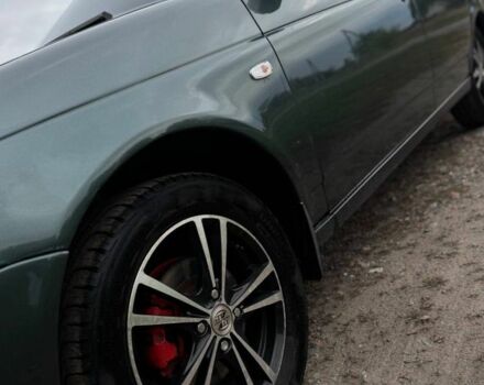 Зеленый ВАЗ 2170 Priora, объемом двигателя 1.6 л и пробегом 160 тыс. км за 3000 $, фото 1 на Automoto.ua