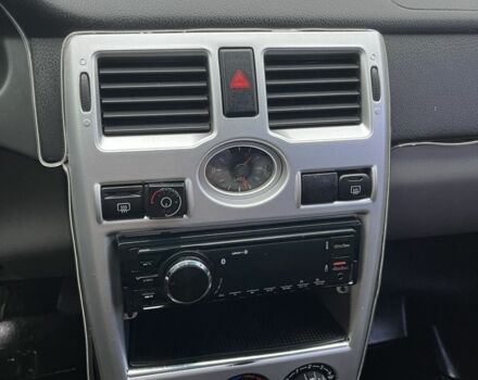 Зелений ВАЗ 2170 Priora, об'ємом двигуна 1.6 л та пробігом 235 тис. км за 2500 $, фото 6 на Automoto.ua