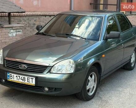 Зеленый ВАЗ 2170 Priora, объемом двигателя 1.6 л и пробегом 240 тыс. км за 2900 $, фото 5 на Automoto.ua