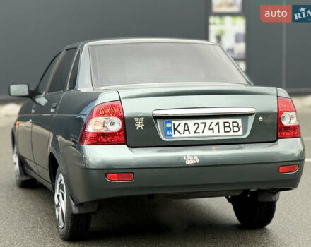 Зеленый ВАЗ 2170 Priora, объемом двигателя 1.6 л и пробегом 136 тыс. км за 2900 $, фото 7 на Automoto.ua