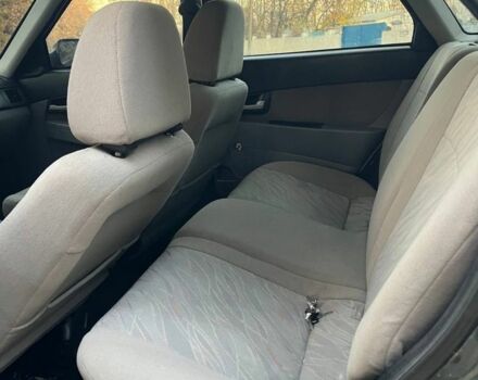 Зеленый ВАЗ 2170 Priora, объемом двигателя 1.6 л и пробегом 3 тыс. км за 2900 $, фото 7 на Automoto.ua