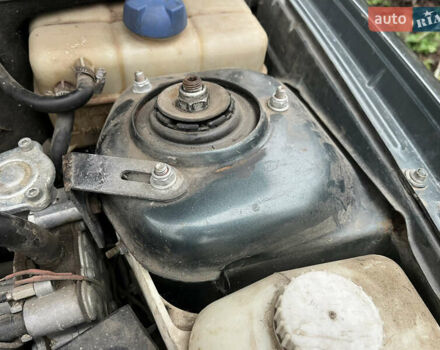 Зелений ВАЗ 2170 Priora, об'ємом двигуна 1.6 л та пробігом 235 тис. км за 2500 $, фото 8 на Automoto.ua