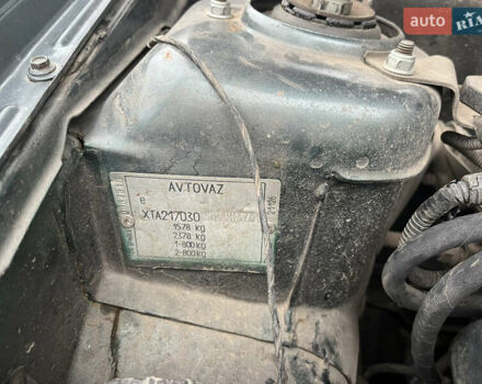 Зелений ВАЗ 2170 Priora, об'ємом двигуна 1.6 л та пробігом 235 тис. км за 2500 $, фото 7 на Automoto.ua