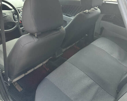 Зелений ВАЗ 2170 Priora, об'ємом двигуна 1.6 л та пробігом 142 тис. км за 2999 $, фото 6 на Automoto.ua