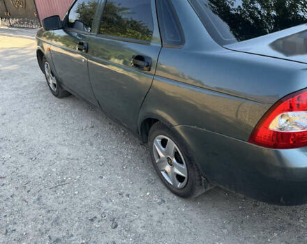 Зеленый ВАЗ 2170 Priora, объемом двигателя 1.6 л и пробегом 180 тыс. км за 2000 $, фото 7 на Automoto.ua