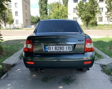 Зеленый ВАЗ 2170 Priora, объемом двигателя 1.6 л и пробегом 220 тыс. км за 3300 $, фото 4 на Automoto.ua