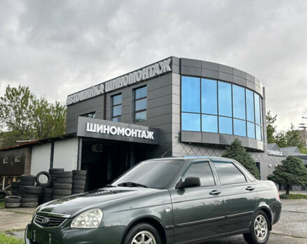 Зелений ВАЗ 2170 Priora, об'ємом двигуна 1.6 л та пробігом 327 тис. км за 3800 $, фото 4 на Automoto.ua