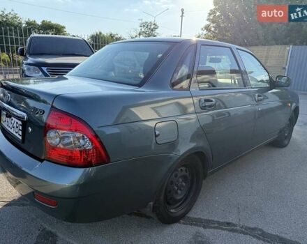 Зеленый ВАЗ 2170 Priora, объемом двигателя 1.6 л и пробегом 97 тыс. км за 3700 $, фото 3 на Automoto.ua
