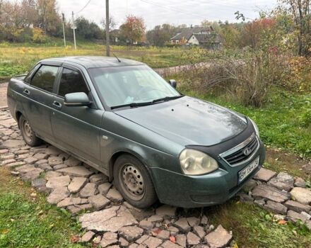 Зеленый ВАЗ 2170 Priora, объемом двигателя 1.6 л и пробегом 385 тыс. км за 2230 $, фото 5 на Automoto.ua