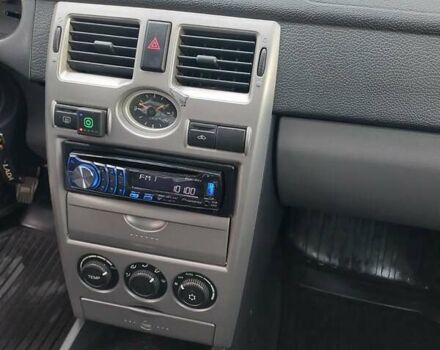 Зеленый ВАЗ 2170 Priora, объемом двигателя 1.6 л и пробегом 115 тыс. км за 3650 $, фото 7 на Automoto.ua