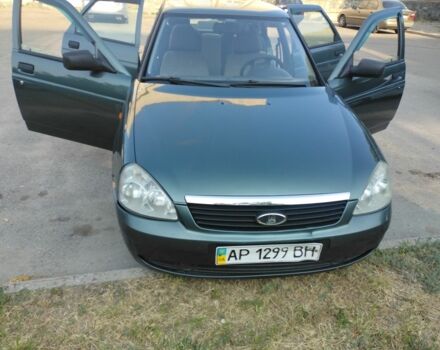Зеленый ВАЗ 2170 Priora, объемом двигателя 1.6 л и пробегом 241 тыс. км за 1900 $, фото 1 на Automoto.ua