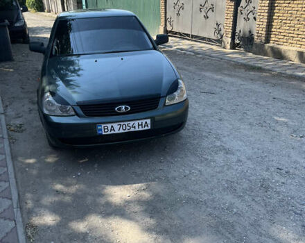 Зеленый ВАЗ 2170 Priora, объемом двигателя 1.6 л и пробегом 180 тыс. км за 2000 $, фото 1 на Automoto.ua