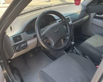 Зеленый ВАЗ 2170 Priora, объемом двигателя 1.6 л и пробегом 200 тыс. км за 3300 $, фото 1 на Automoto.ua