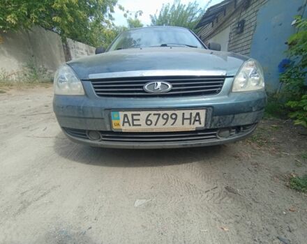 Зелений ВАЗ 2170 Priora, об'ємом двигуна 1 л та пробігом 80 тис. км за 1550 $, фото 1 на Automoto.ua