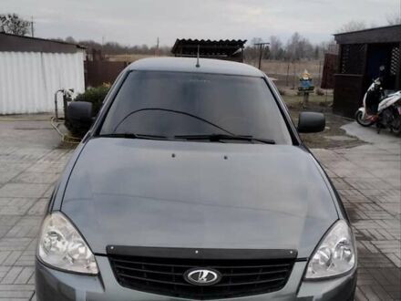 Зеленый ВАЗ 2170 Priora, объемом двигателя 1.6 л и пробегом 280 тыс. км за 2800 $, фото 1 на Automoto.ua