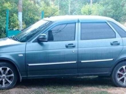 Зелений ВАЗ 2170 Priora, об'ємом двигуна 1.6 л та пробігом 86 тис. км за 5000 $, фото 1 на Automoto.ua