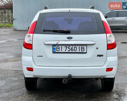 Белый ВАЗ 2171 Priora, объемом двигателя 1.6 л и пробегом 280 тыс. км за 2200 $, фото 5 на Automoto.ua