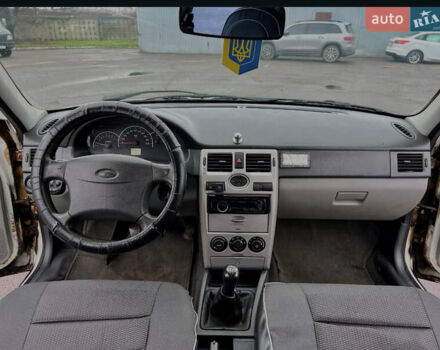 Белый ВАЗ 2171 Priora, объемом двигателя 1.6 л и пробегом 280 тыс. км за 2200 $, фото 6 на Automoto.ua