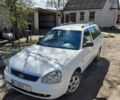 Белый ВАЗ 2171 Priora, объемом двигателя 1.6 л и пробегом 304 тыс. км за 3300 $, фото 1 на Automoto.ua
