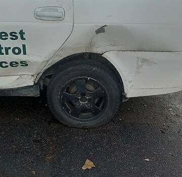 Білий ВАЗ 2171 Priora, об'ємом двигуна 1.6 л та пробігом 304 тис. км за 1000 $, фото 8 на Automoto.ua