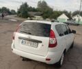 Белый ВАЗ 2171 Priora, объемом двигателя 1.6 л и пробегом 330 тыс. км за 1600 $, фото 2 на Automoto.ua
