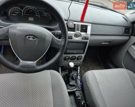 Білий ВАЗ 2171 Priora, об'ємом двигуна 1.6 л та пробігом 99 тис. км за 3200 $, фото 2 на Automoto.ua