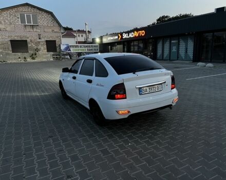 Белый ВАЗ 2171 Priora, объемом двигателя 1.6 л и пробегом 154 тыс. км за 2250 $, фото 1 на Automoto.ua