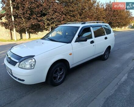 Білий ВАЗ 2171 Priora, об'ємом двигуна 1.6 л та пробігом 200 тис. км за 2600 $, фото 1 на Automoto.ua