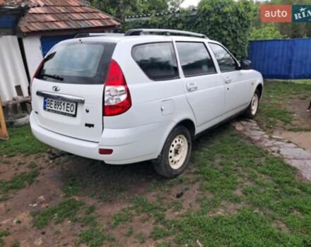 Белый ВАЗ 2171 Priora, объемом двигателя 1.6 л и пробегом 120 тыс. км за 3000 $, фото 1 на Automoto.ua