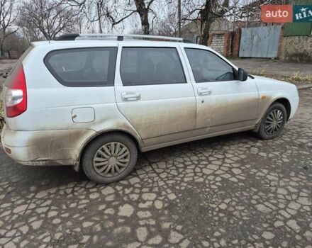 Белый ВАЗ 2171 Priora, объемом двигателя 1.6 л и пробегом 99 тыс. км за 3200 $, фото 1 на Automoto.ua