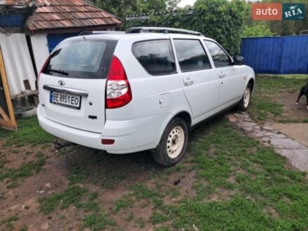 Белый ВАЗ 2171 Priora, объемом двигателя 1.6 л и пробегом 120 тыс. км за 3000 $, фото 1 на Automoto.ua