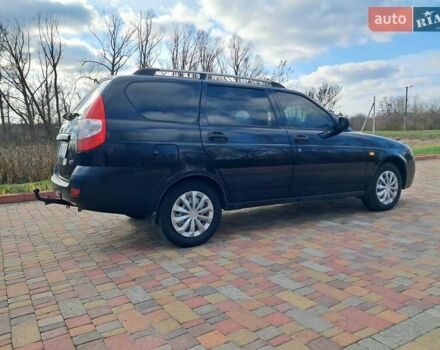 Черный ВАЗ 2171 Priora, объемом двигателя 1.6 л и пробегом 208 тыс. км за 2499 $, фото 6 на Automoto.ua