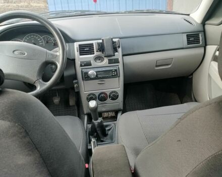 Чорний ВАЗ 2171 Priora, об'ємом двигуна 1.6 л та пробігом 137 тис. км за 2831 $, фото 3 на Automoto.ua