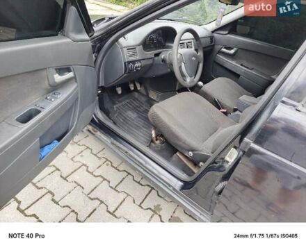 Черный ВАЗ 2171 Priora, объемом двигателя 1.6 л и пробегом 110 тыс. км за 1750 $, фото 4 на Automoto.ua