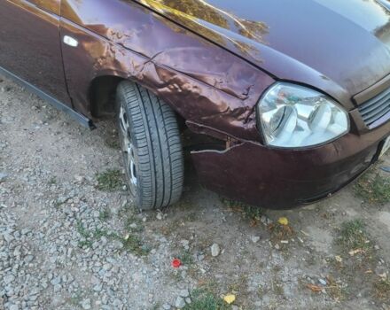 Красный ВАЗ 2171 Priora, объемом двигателя 1.6 л и пробегом 286 тыс. км за 2300 $, фото 2 на Automoto.ua