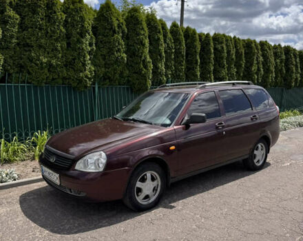 Красный ВАЗ 2171 Priora, объемом двигателя 1.6 л и пробегом 199 тыс. км за 2750 $, фото 2 на Automoto.ua