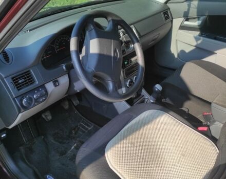 Красный ВАЗ 2171 Priora, объемом двигателя 1.6 л и пробегом 96 тыс. км за 3700 $, фото 1 на Automoto.ua