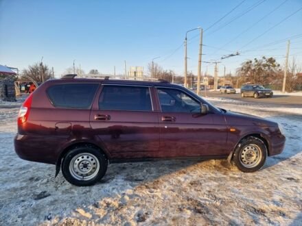 ВАЗ 2171 Priora 2010 в Полтаве на Automoto.ua Красный ВАЗ 2171 Priora, объемом двигателя 1.6 л и пробегом 162 тыс. км за 3000 $, фото 1 на Automoto.ua