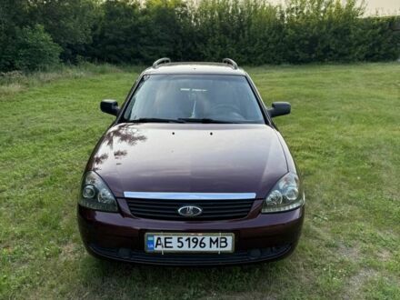 ВАЗ 2171 Priora 2011 у Кам'янське (Дніпродзержинськ) на Automoto.ua Червоний ВАЗ 2171 Priora, об'ємом двигуна 1.6 л та пробігом 125 тис. км за 2800 $, фото 1 на Automoto.ua