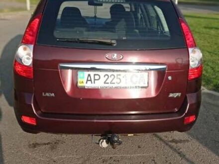 ВАЗ 2171 Priora 2011 в Запорожье на Automoto.ua Красный ВАЗ 2171 Priora, объемом двигателя 1.6 л и пробегом 126 тыс. км за 3200 $, фото 1 на Automoto.ua