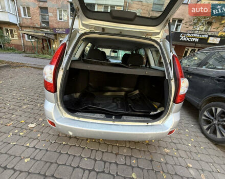 Серый ВАЗ 2171 Priora, объемом двигателя 1.6 л и пробегом 122 тыс. км за 3000 $, фото 8 на Automoto.ua