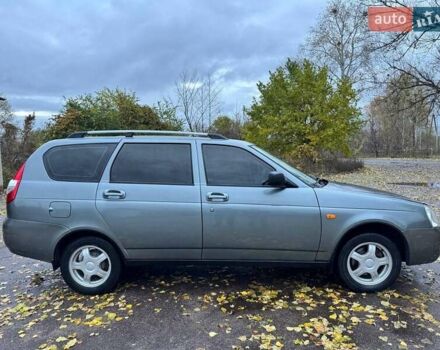ВАЗ 2171 Priora 2010 у Ахтырке на Automoto.ua Сірий ВАЗ 2171 Priora, об'ємом двигуна 1.6 л та пробігом 135 тис. км за 2999 $, фото 16 на Automoto.ua
